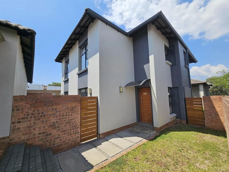 2 Bedroom Apartment / flat for sale in Stonehenge