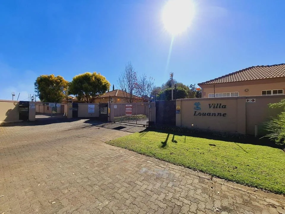 3 Bedroom Townhouse for sale in Baillie Park