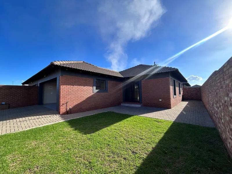3 Bedroom House for sale in Secunda