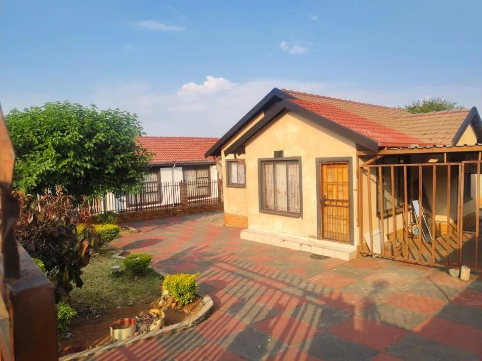 3 Bedroom House to rent in Tlhabane West