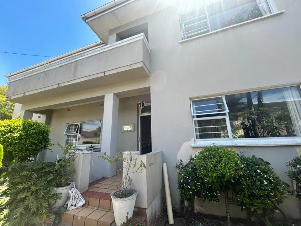 6 Bedroom House for sale in Berea