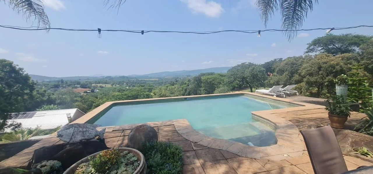 5 Bedroom House for sale in Lushof AH