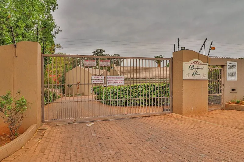 2 Bedroom Townhouse in Bedford Gardens