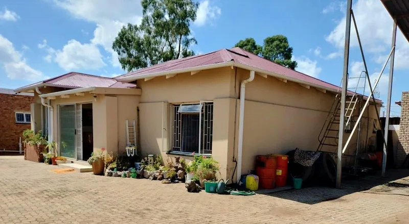 3 Bedroom House for sale in Aston Lake