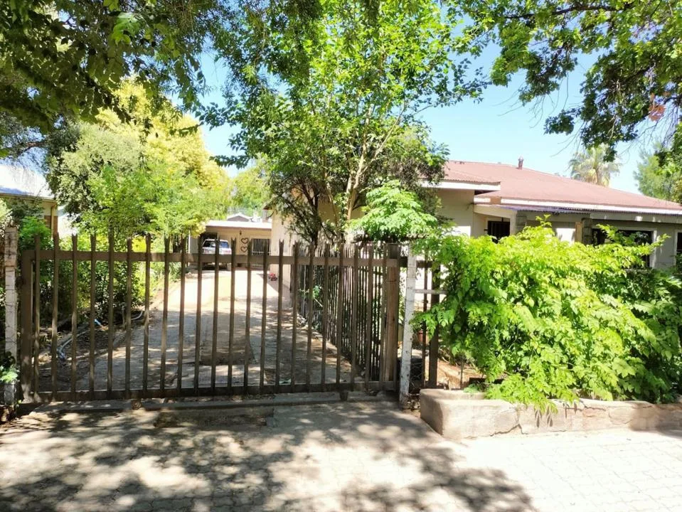 3 Bedroom House for sale in Douglas
