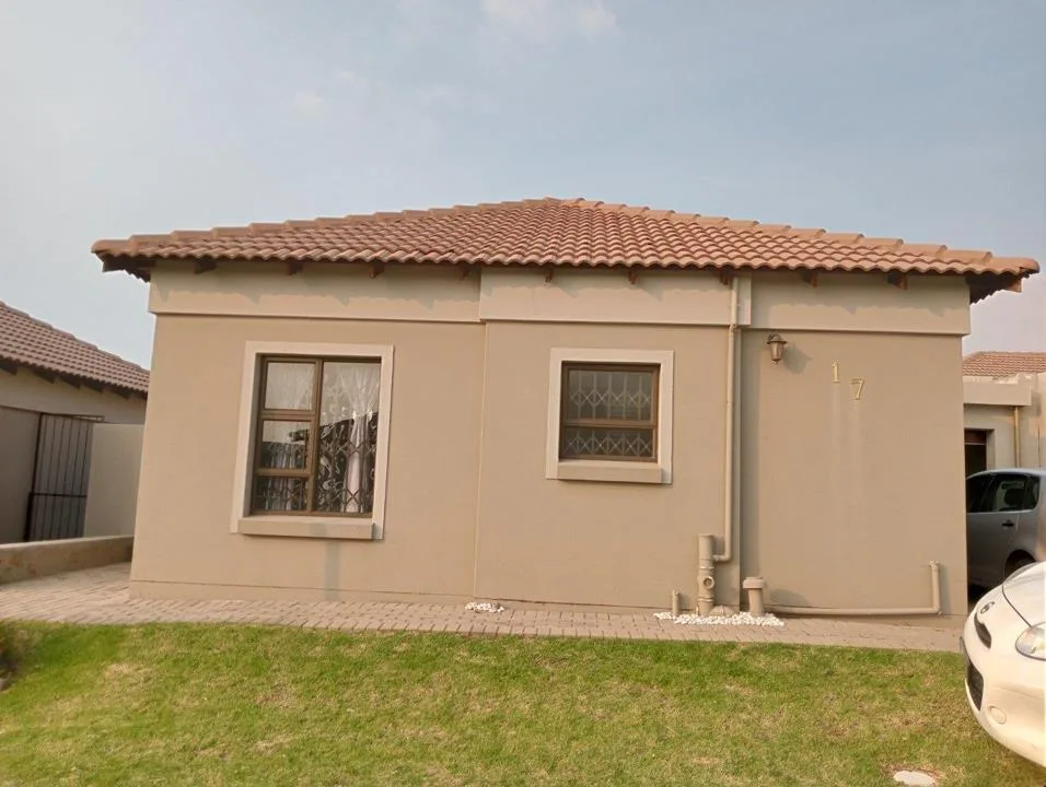 2 Bedroom House for sale in Terra Nova