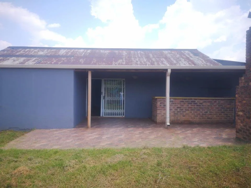 3 Bedroom Apartment / flat to rent in Jackaroo AH