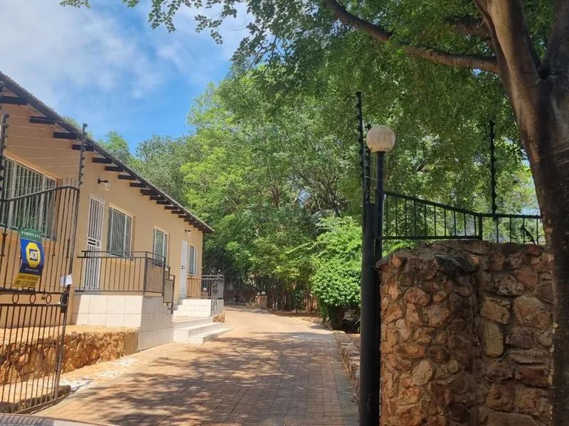 2 Bedroom Apartment / flat to rent in Pretoria North