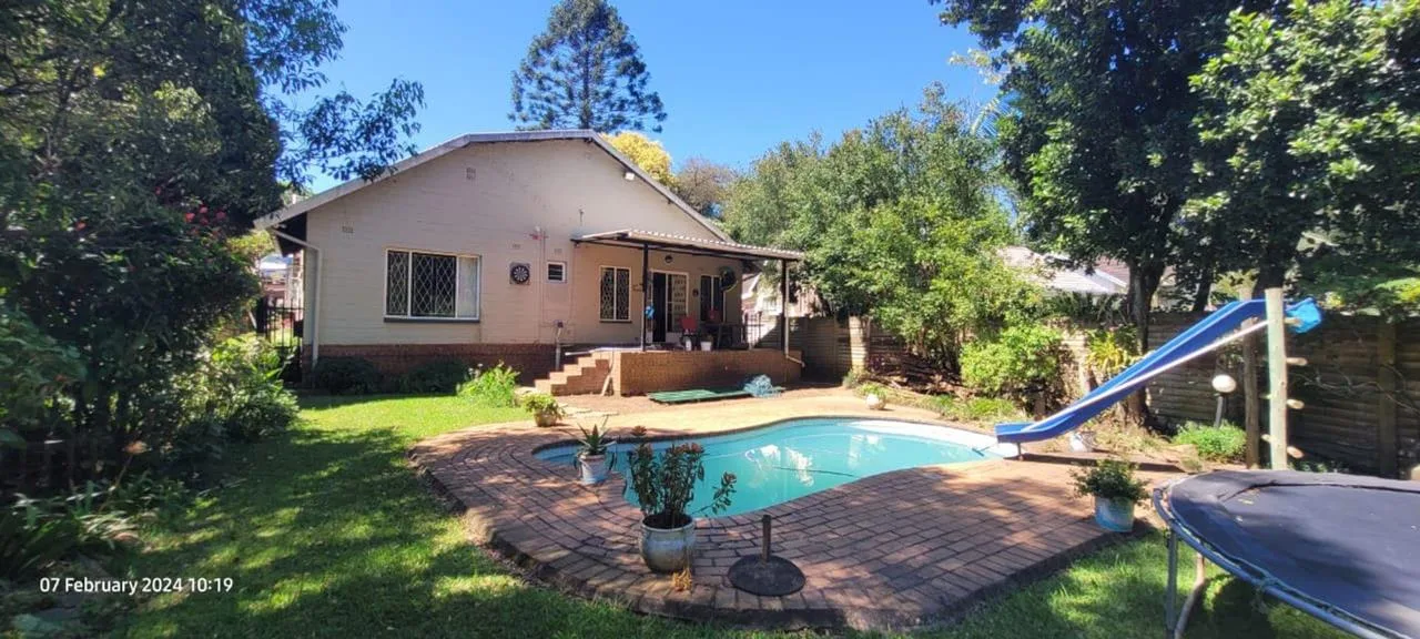 3 Bedroom House to rent in Prestbury
