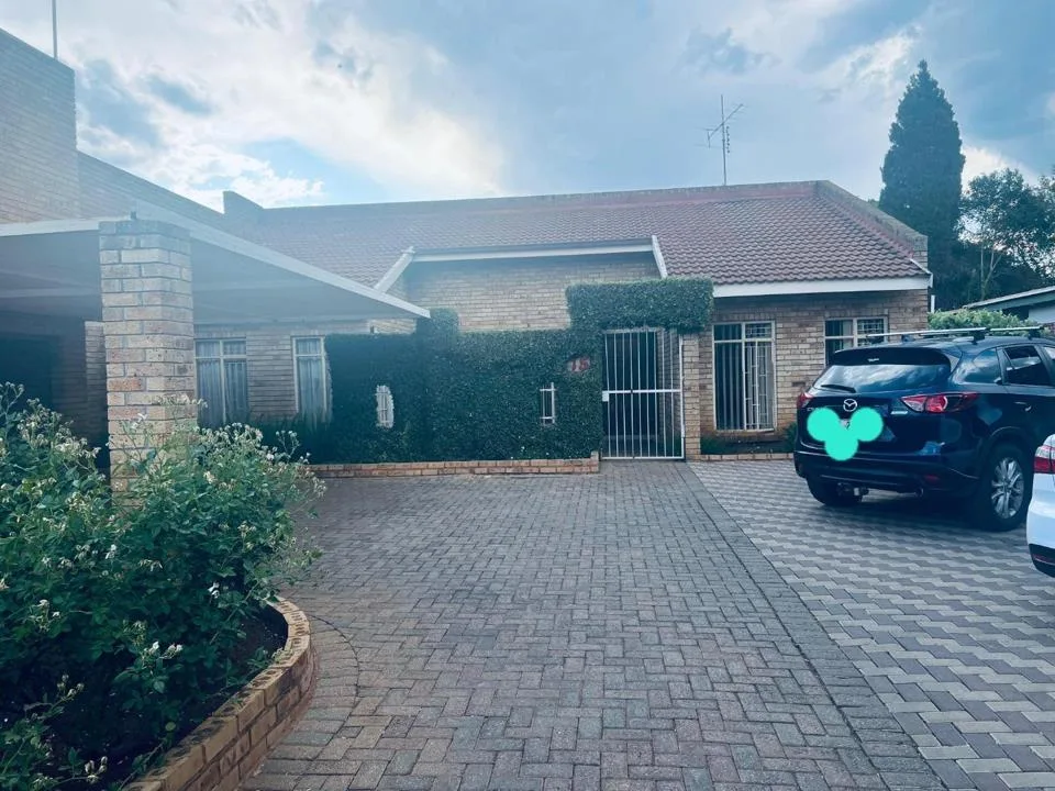 5 Bedroom House to rent in Potchefstroom Central