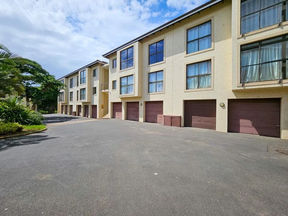 3 Bedroom Apartment / flat to rent in Amanzimtoti