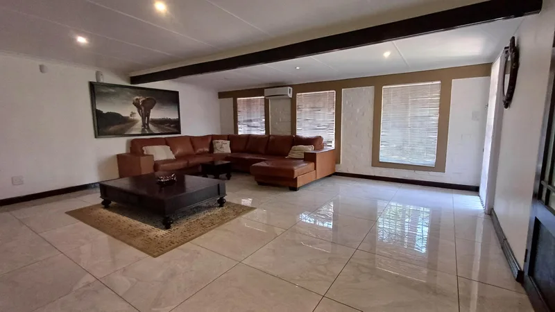 4 Bedroom House in Theresapark