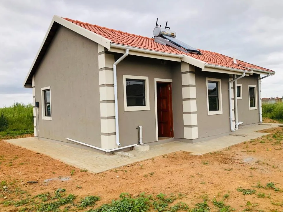3 Bedroom House for sale in Buhle Park