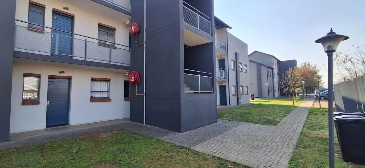 2 Bedroom Simplex in Selcourt