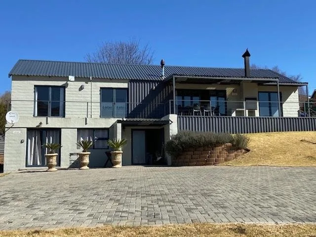 7 Bedroom House for sale in Clarens