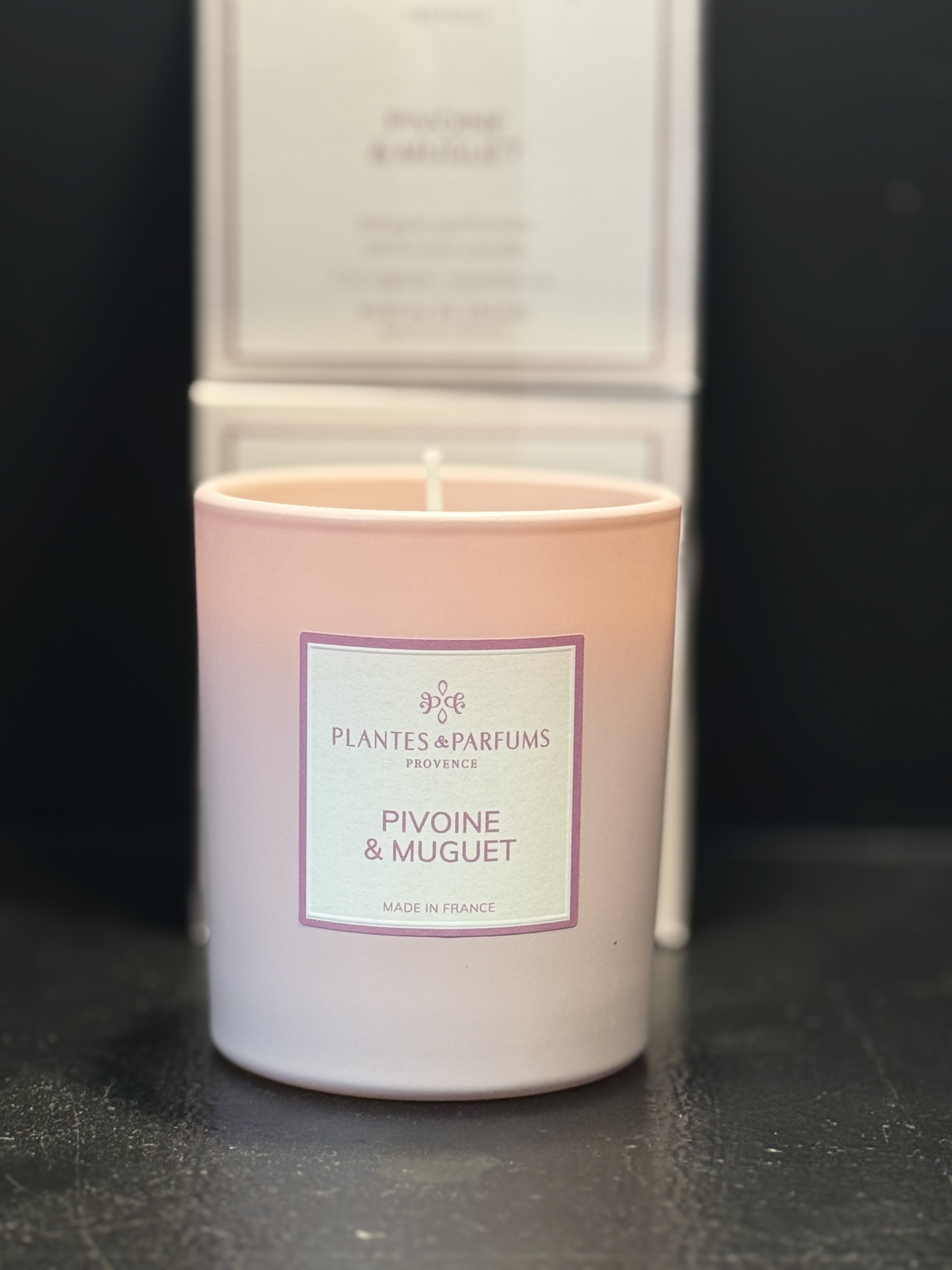la bougie à l'honneur 
