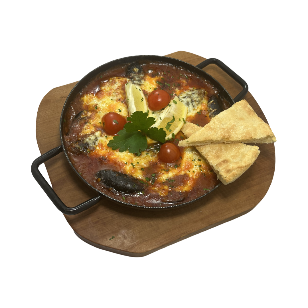 Gratinirane školjke na rdeče