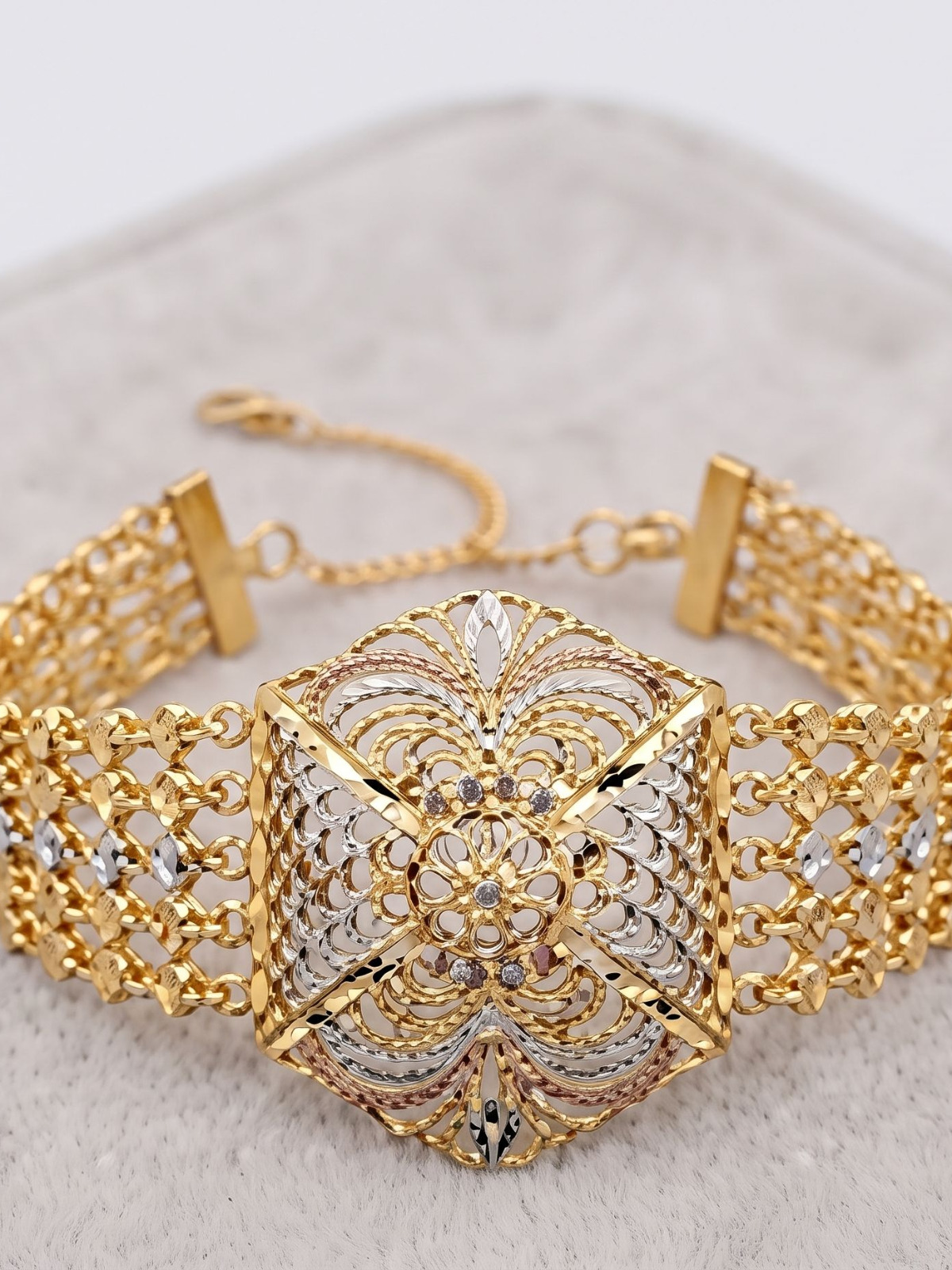 Elegant Dual-Tone Filigree Statement Bracelet