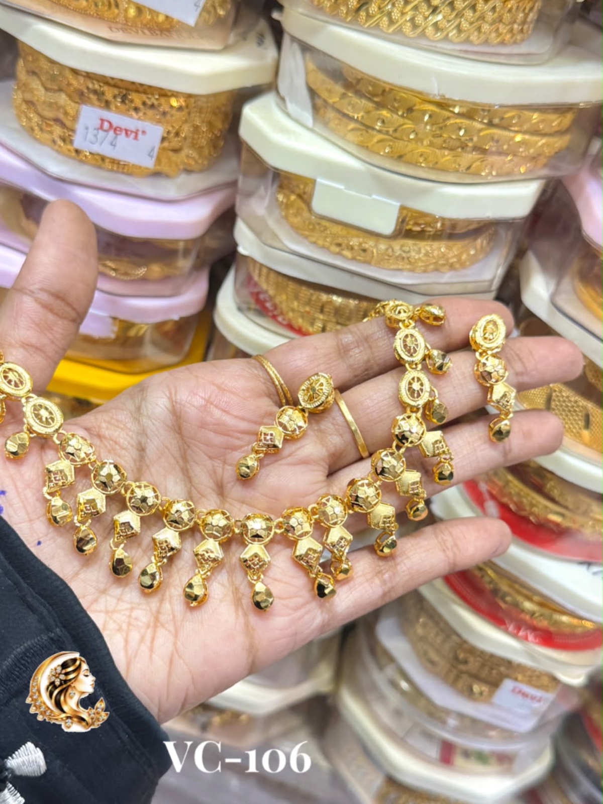 Gold plated necklace 1