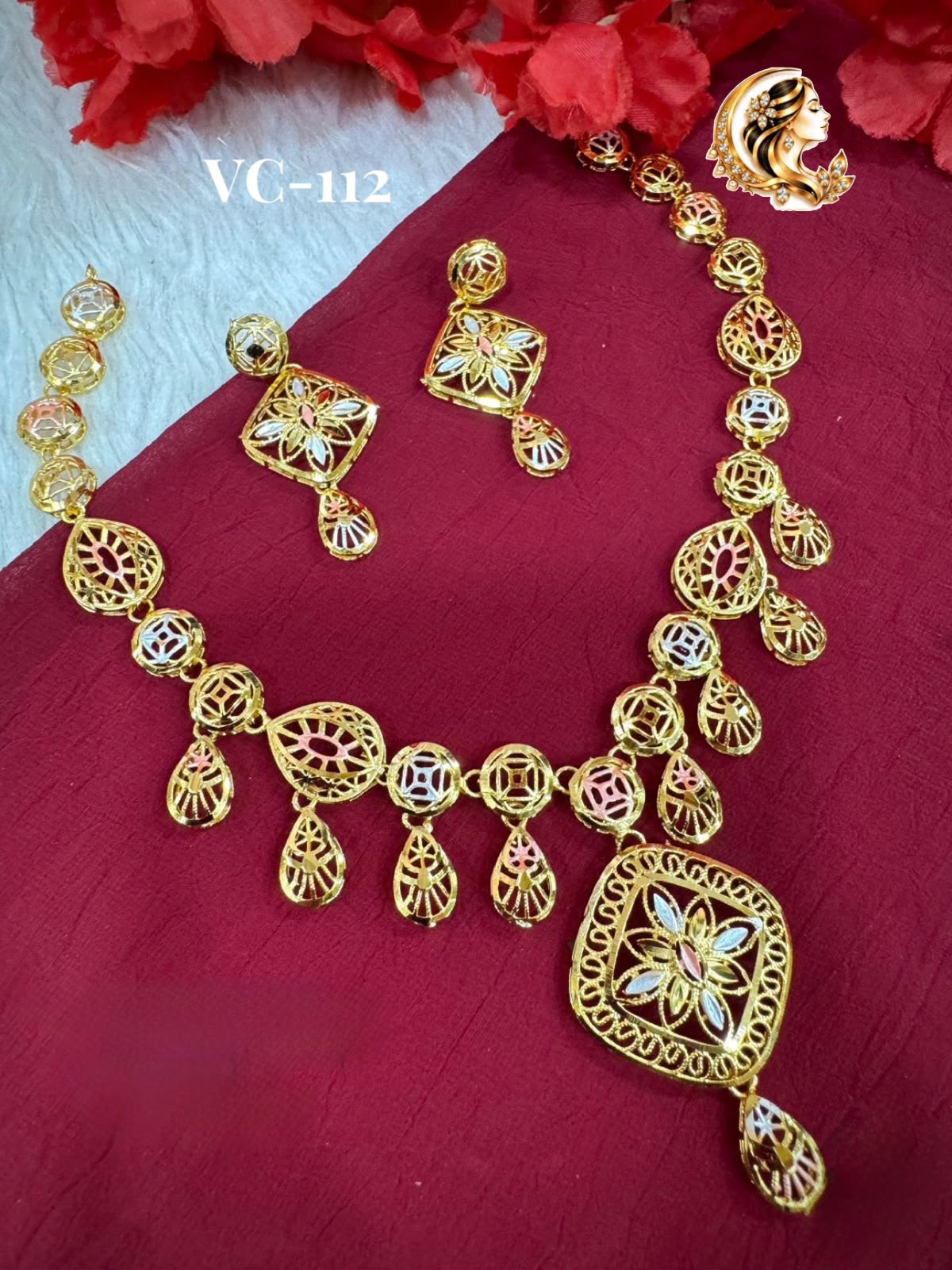 Gold plated necklace 1
