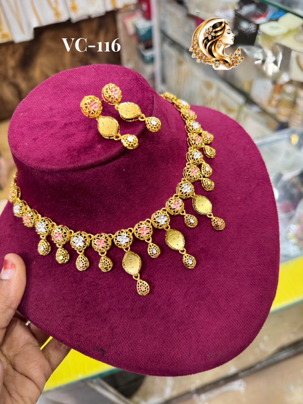 Gold plated necklace 1