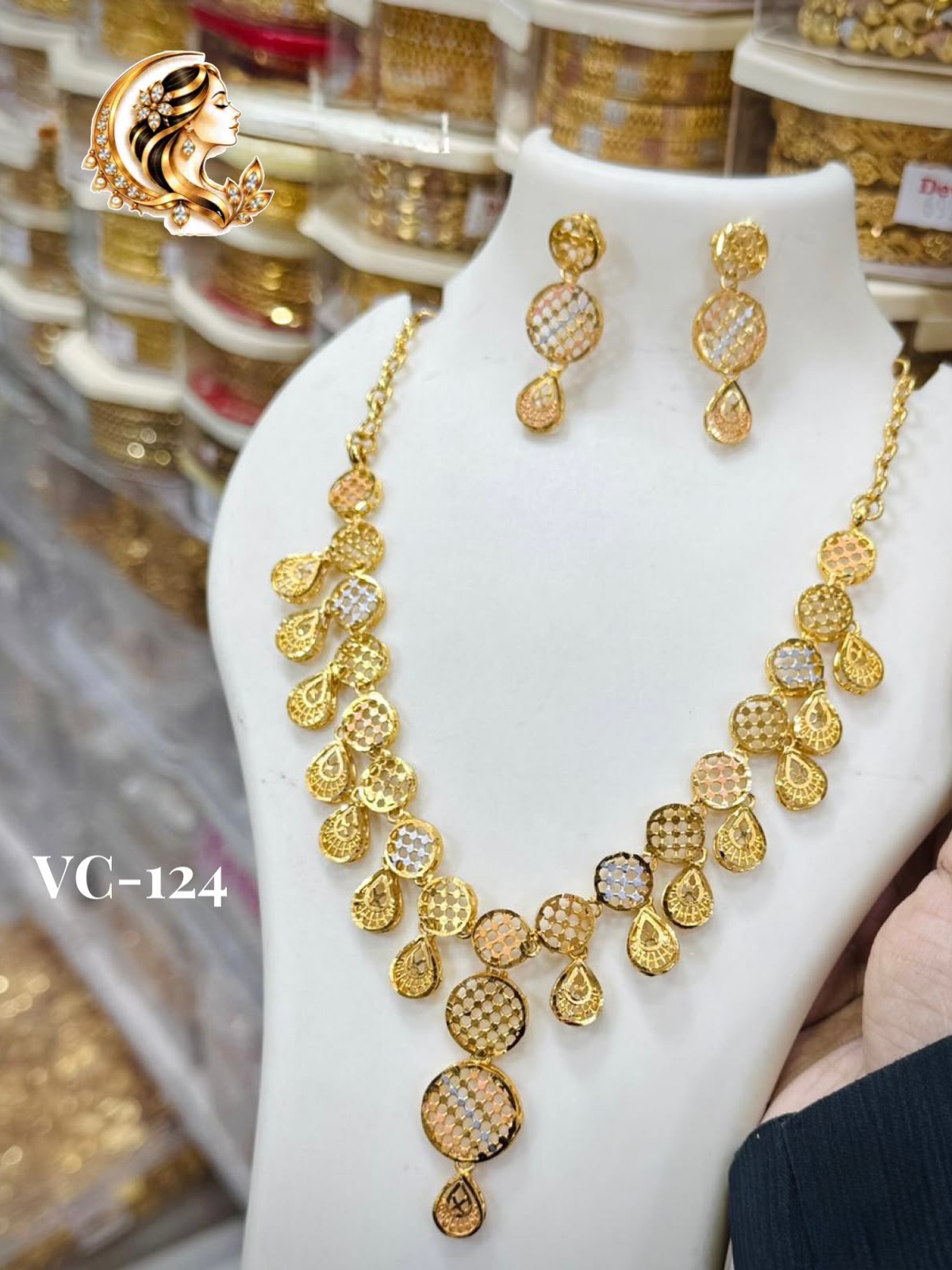 Gold plated necklace 1