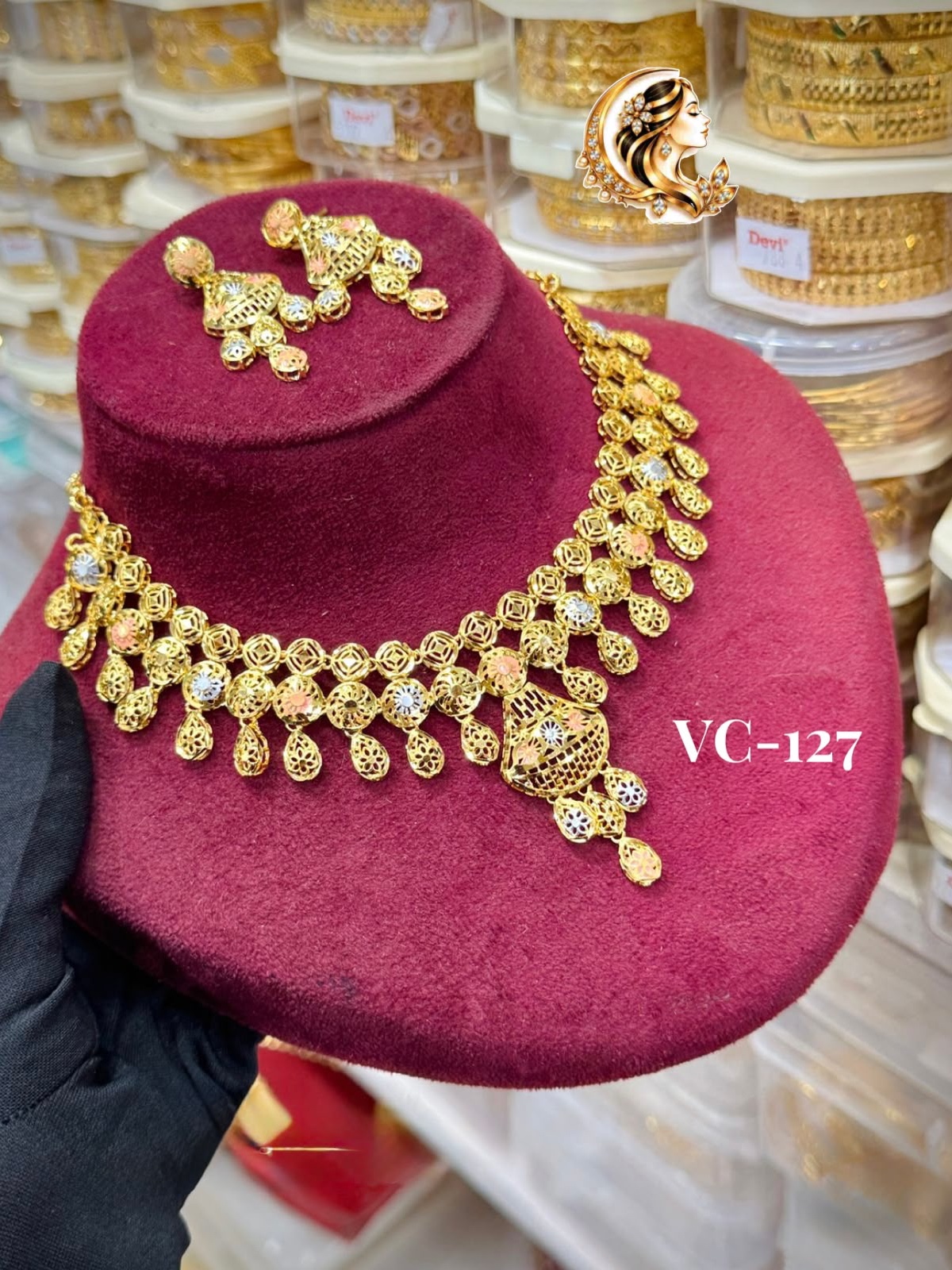 Gold plated necklace 1