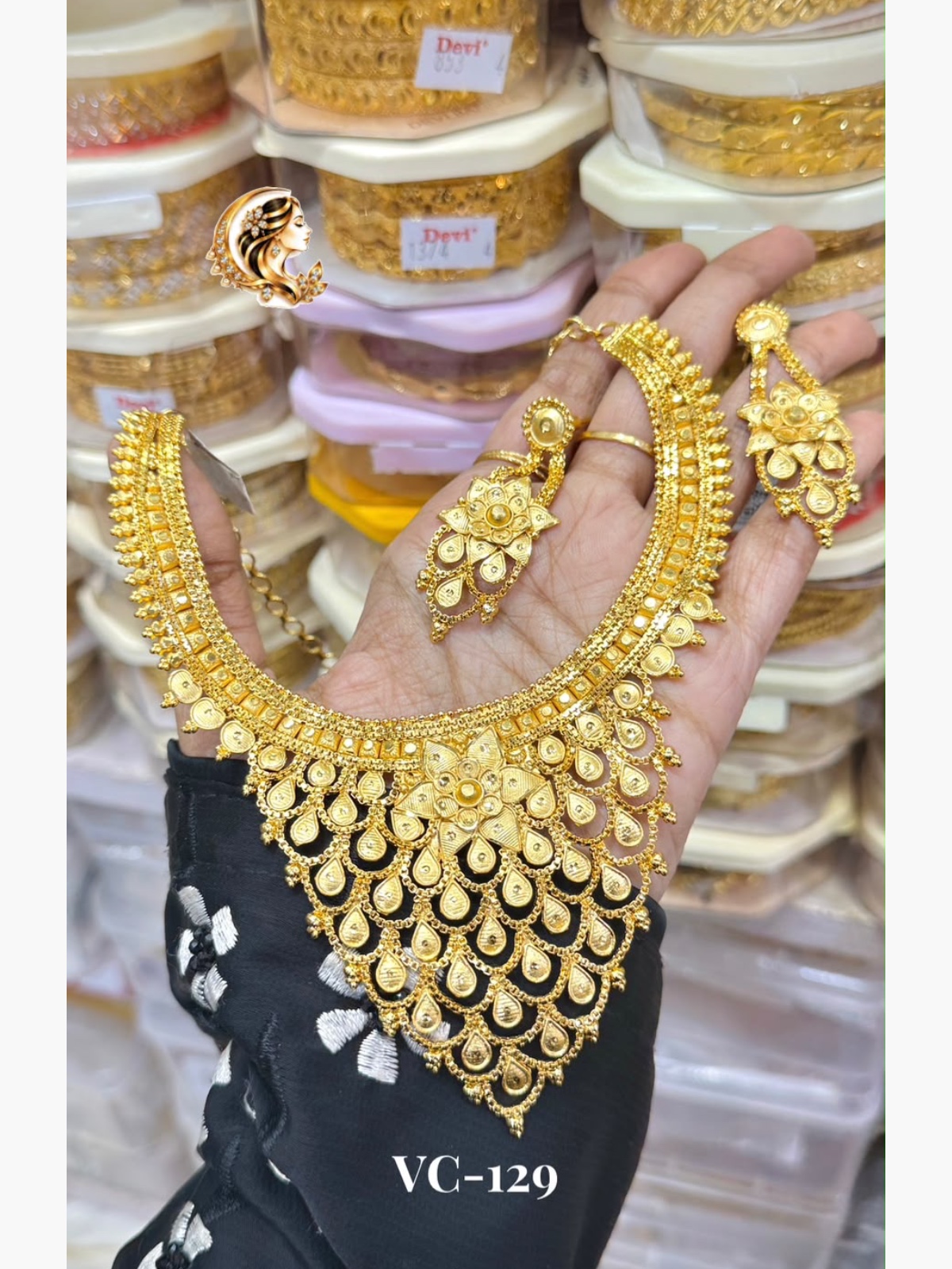 Gold plated necklace 1