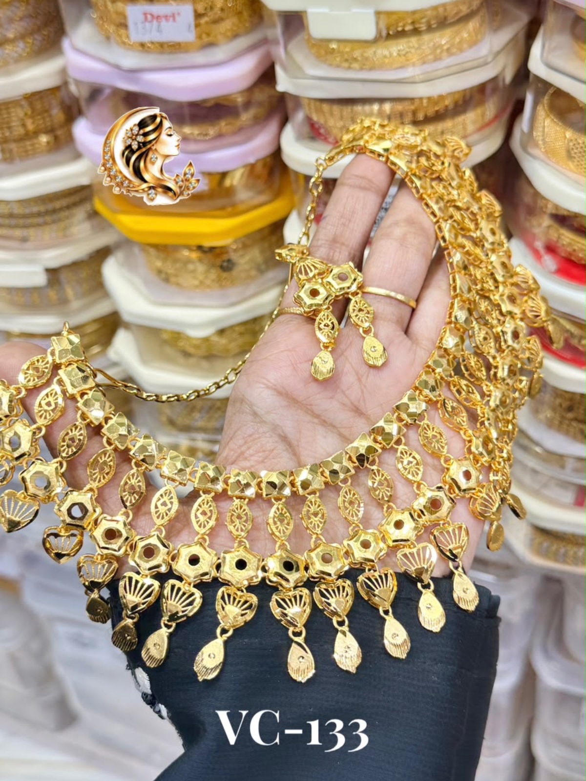Bridal heavy necklace