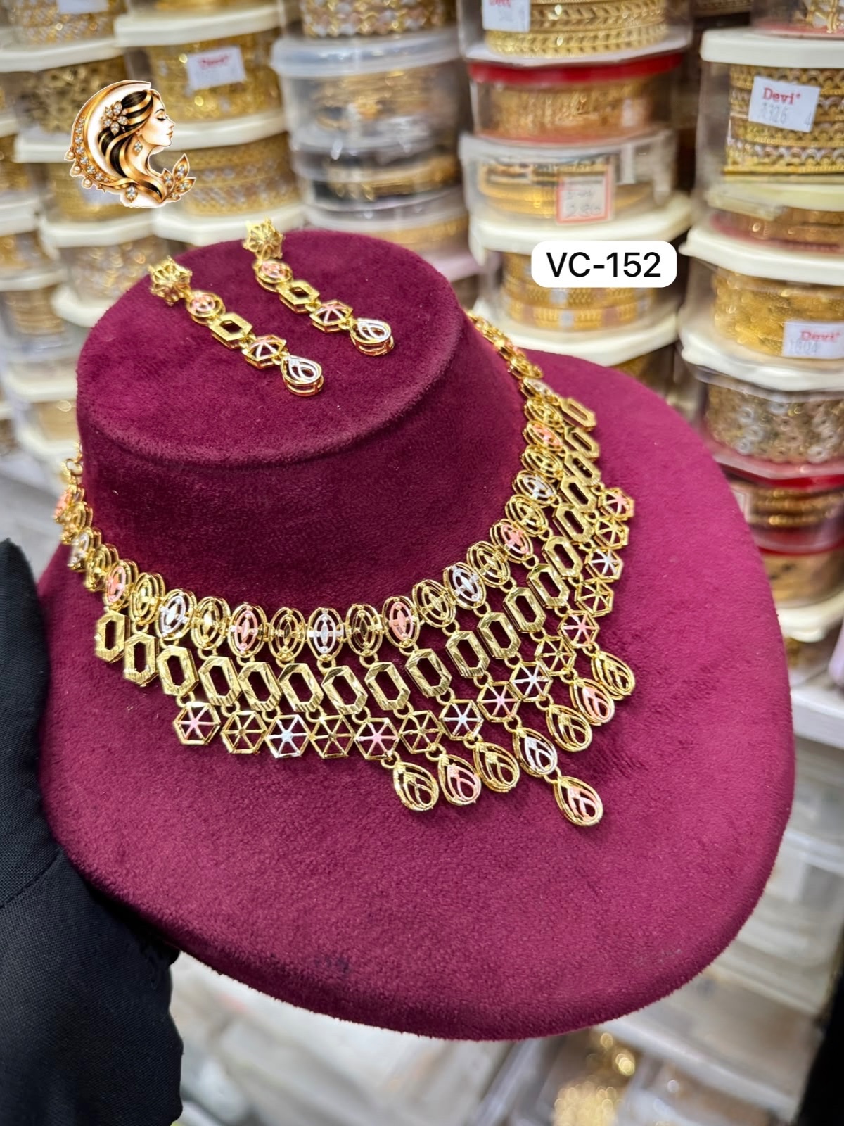 Gold plated necklace 1