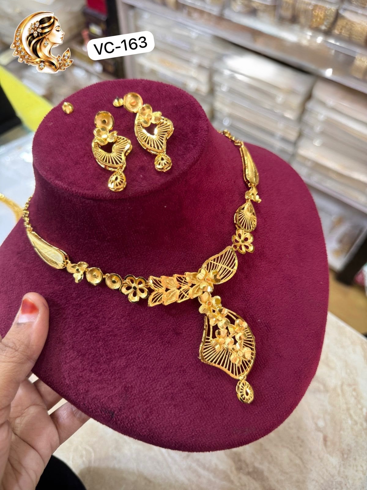 Gold plated necklace 1