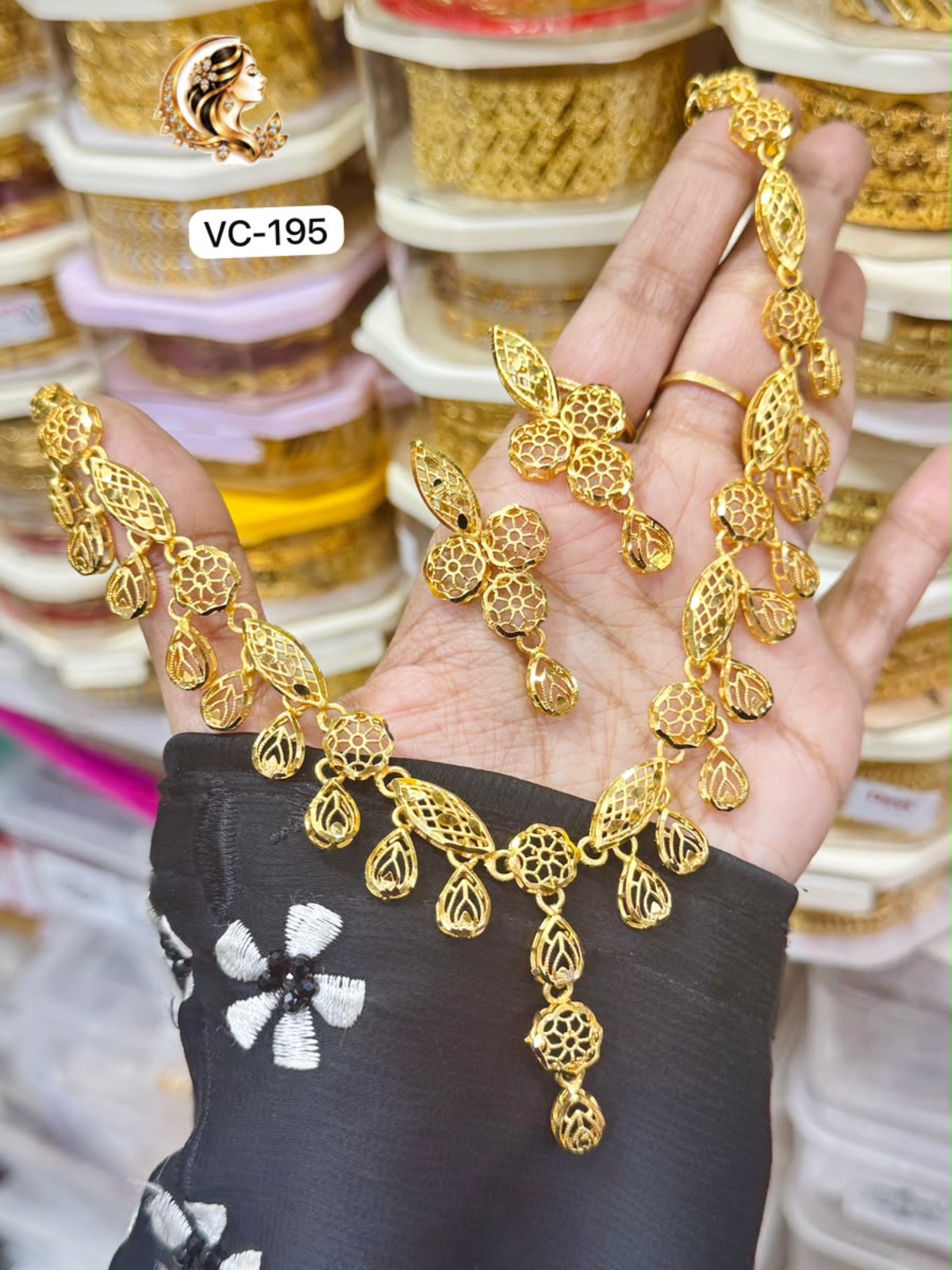 Gold plated necklace 1