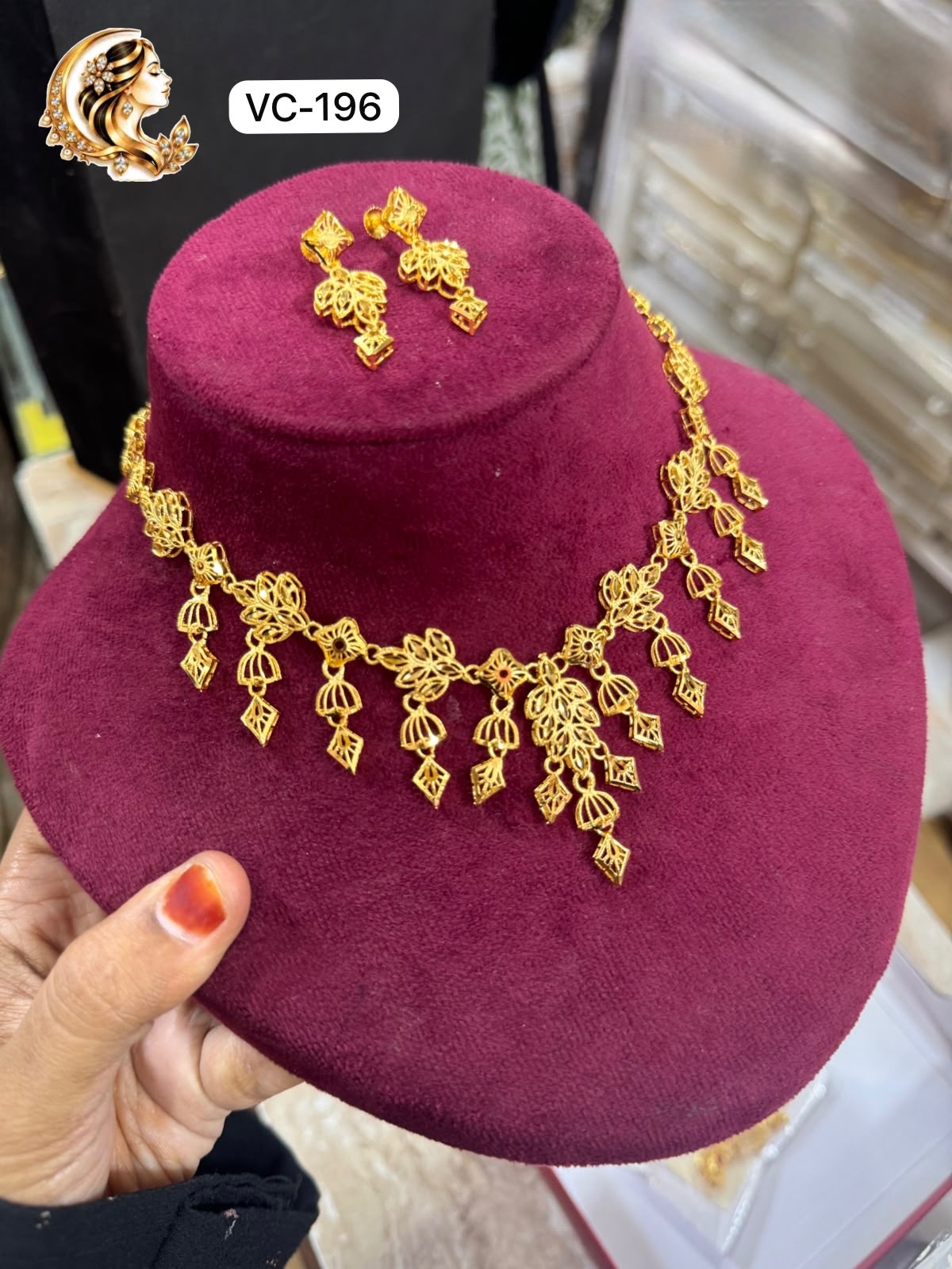 Gold plated necklace 1