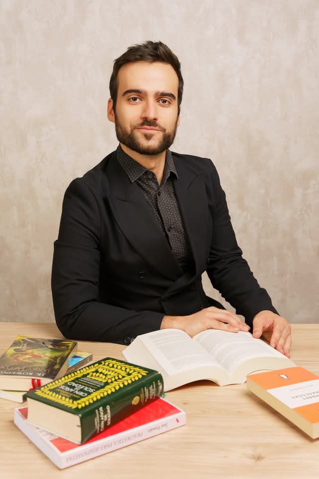 Samuel Abraham Vicente-Ruiz, Spanish instructor from Spain