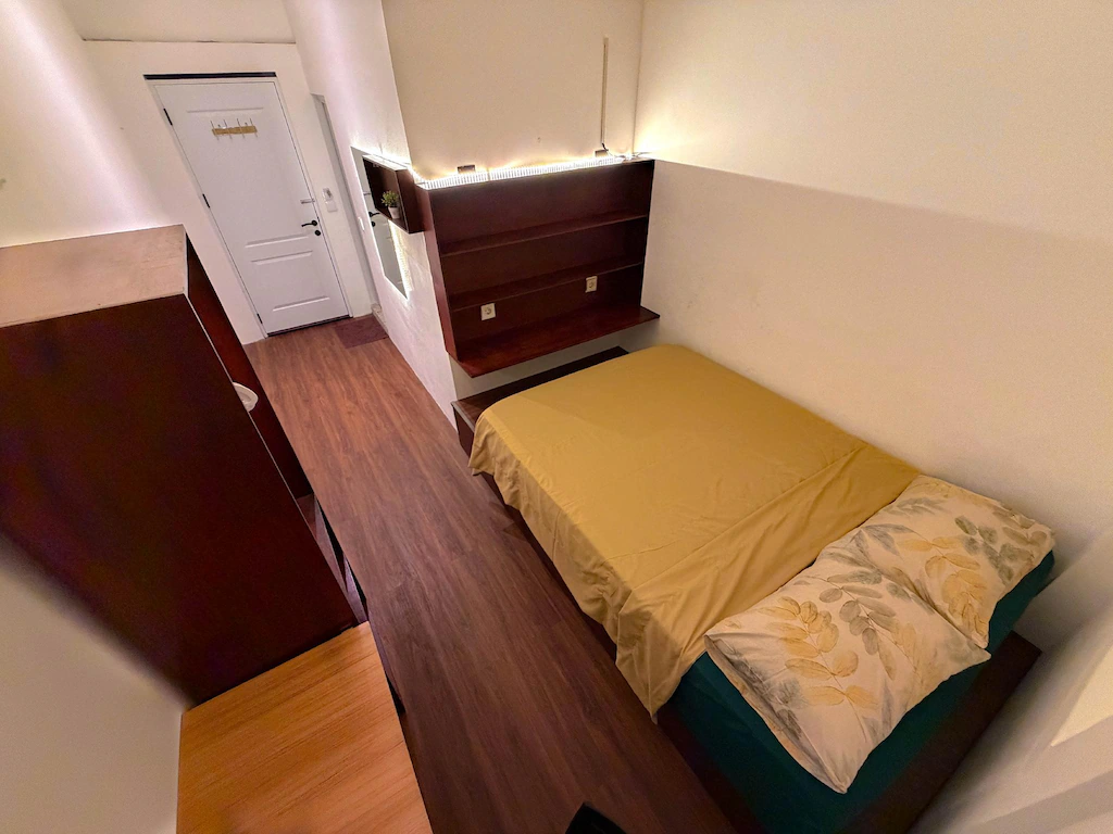 bedroom angle back