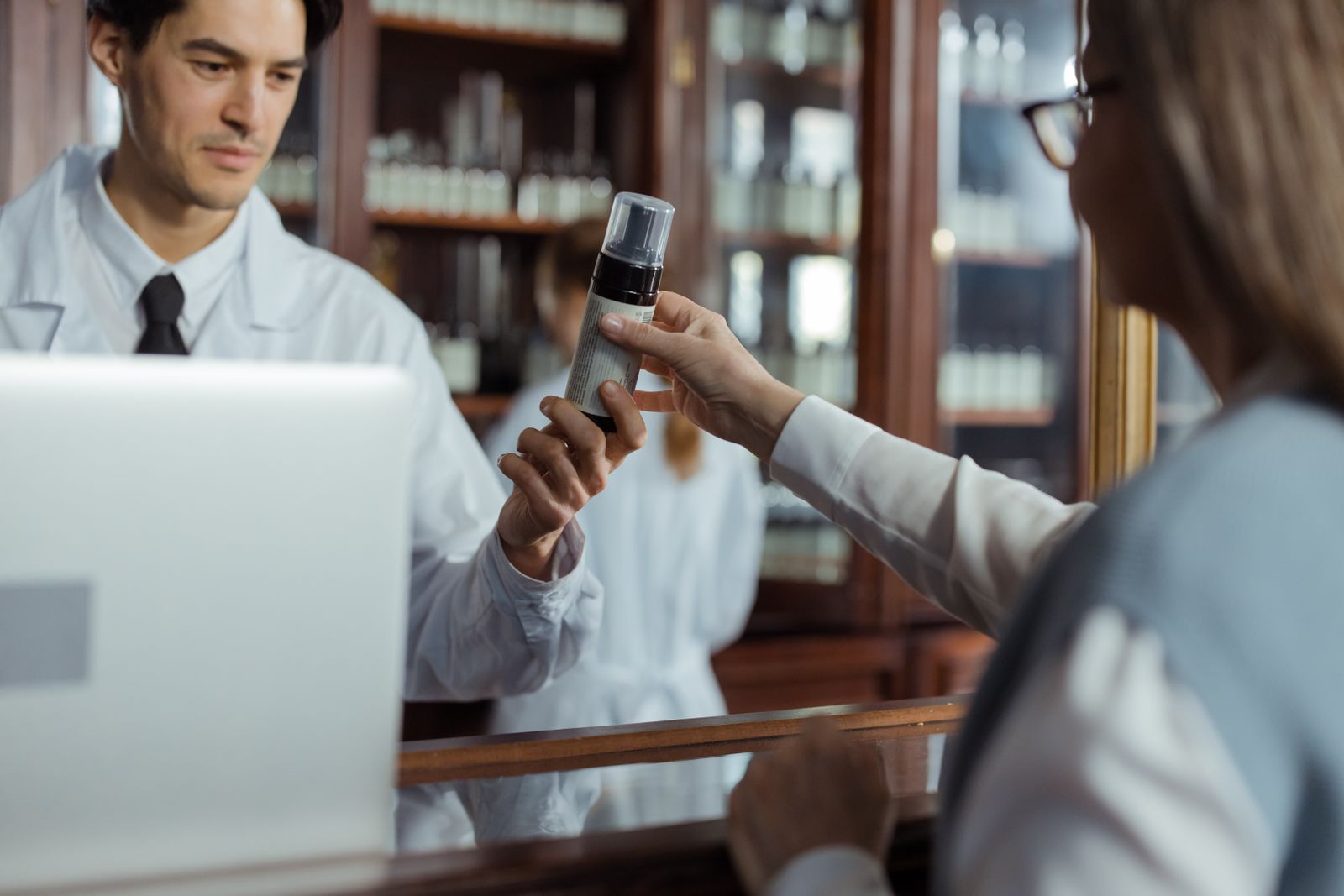 Receita médica online: a farmácia aceita? Validade, prazo e como funciona