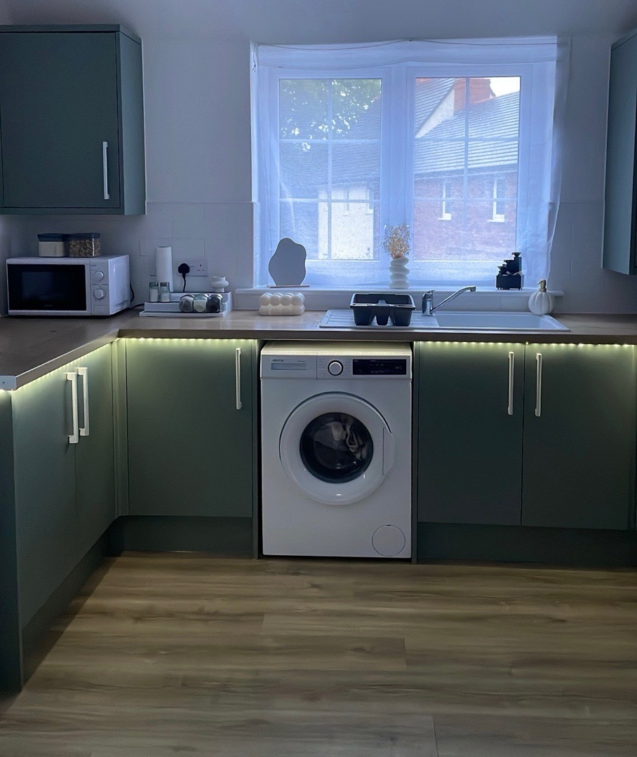 1-bed flat in Caerphilly