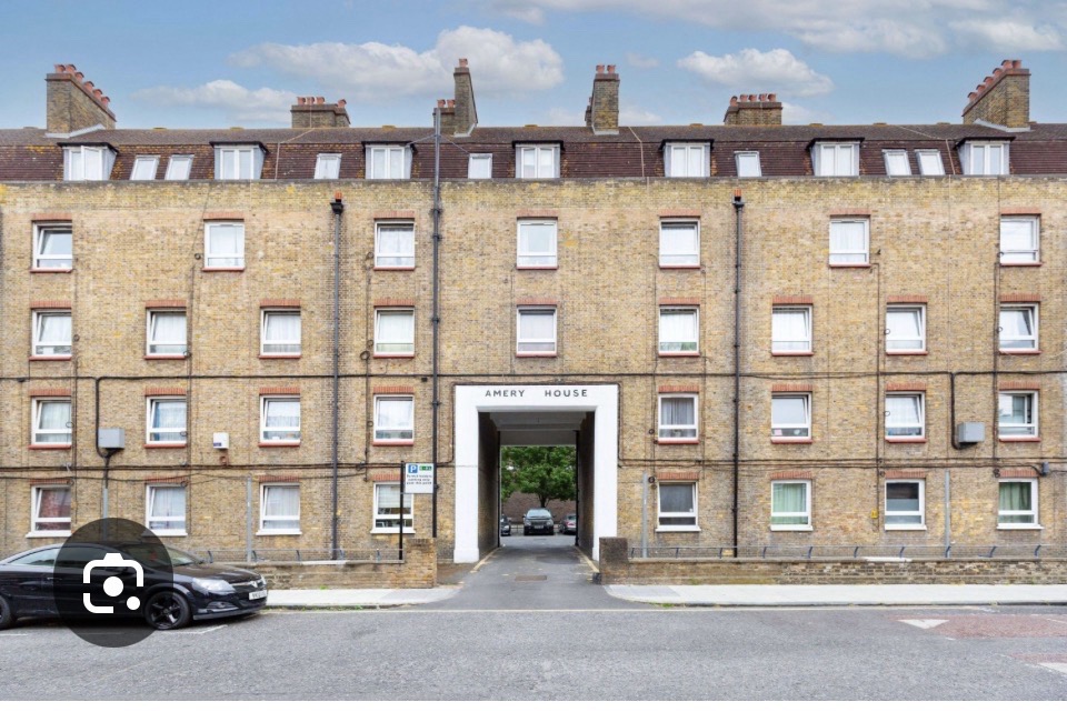 0-bed flat in SE17, Southwark