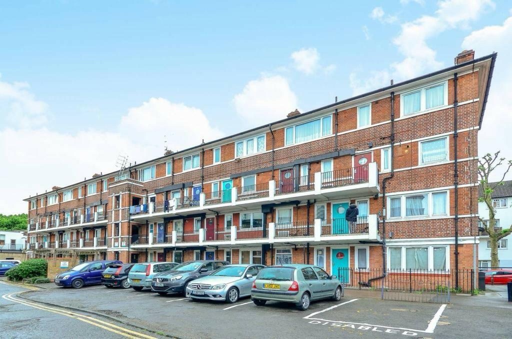 1-bed flat in SE1, Southwark