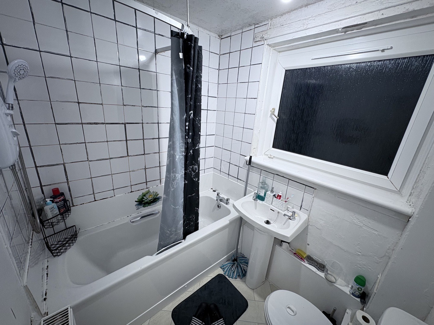 1-bed flat in G13, Glasgow
