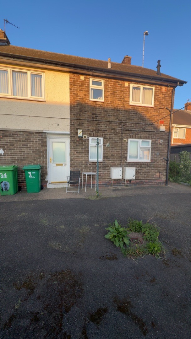 1-bed flat in NG5, Nottingham
