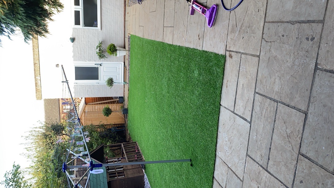 2-bed semi-detached for swap in SG13, Hertfordshire