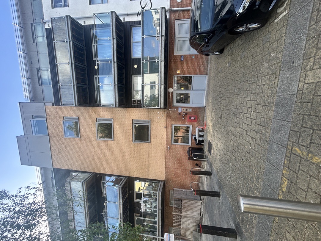 3-bed flat for swap in CR4, London