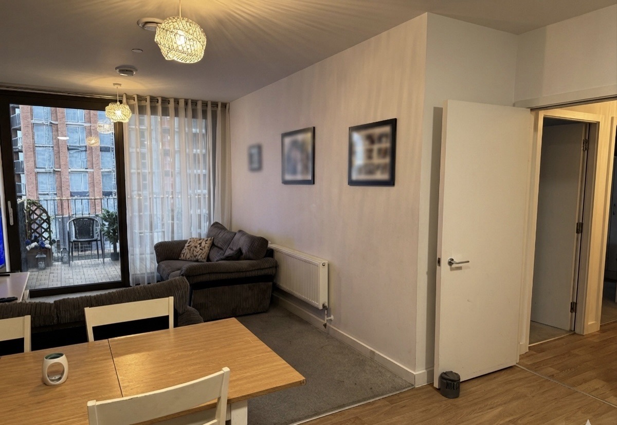 2-bed flat in SW11, Wandsworth