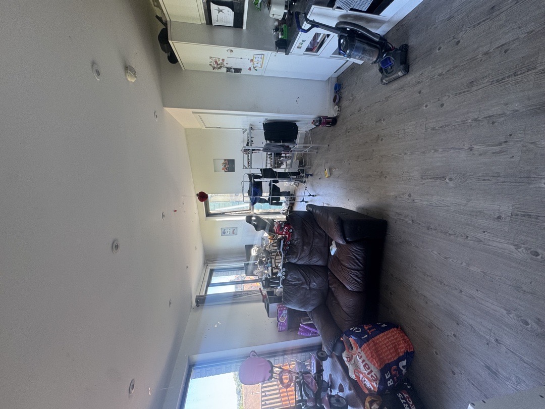 2-bed flat for swap in TN24, Ashford
