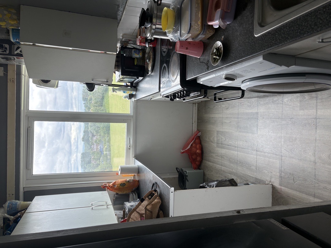 2-bed flat in M9, Manchester