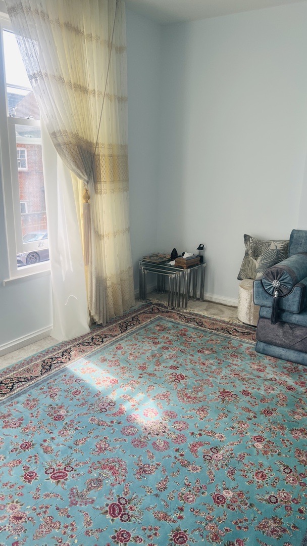 0-bed house-conversion for swap in N22, London