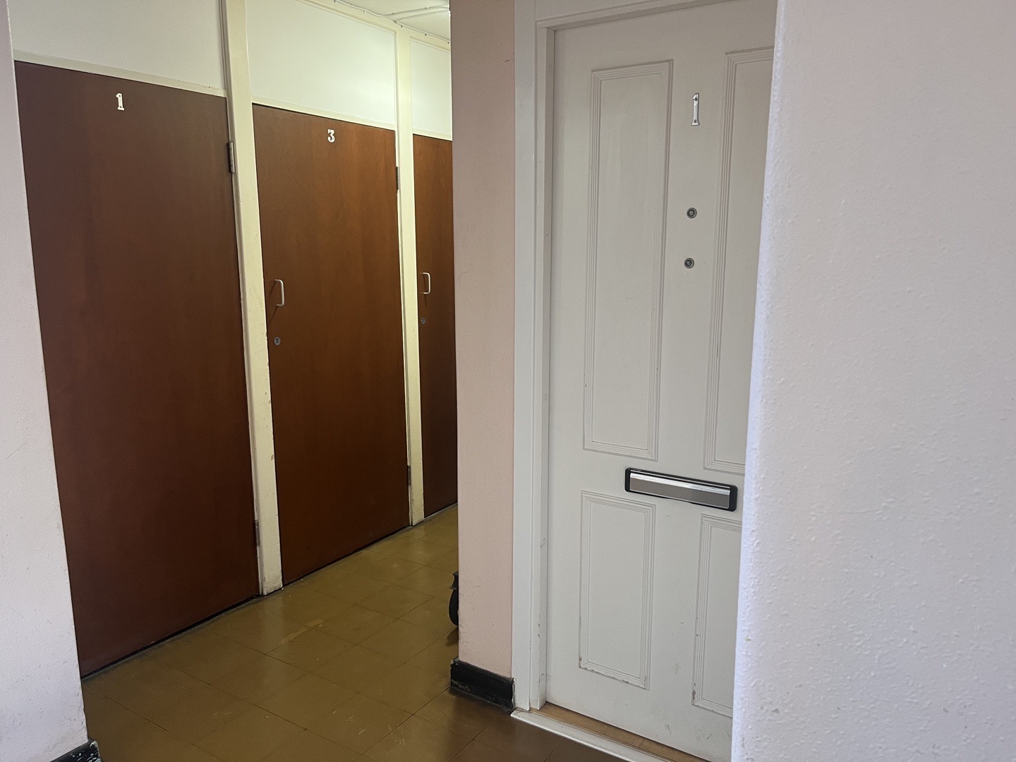 1-bed flat in KT3, Surrey