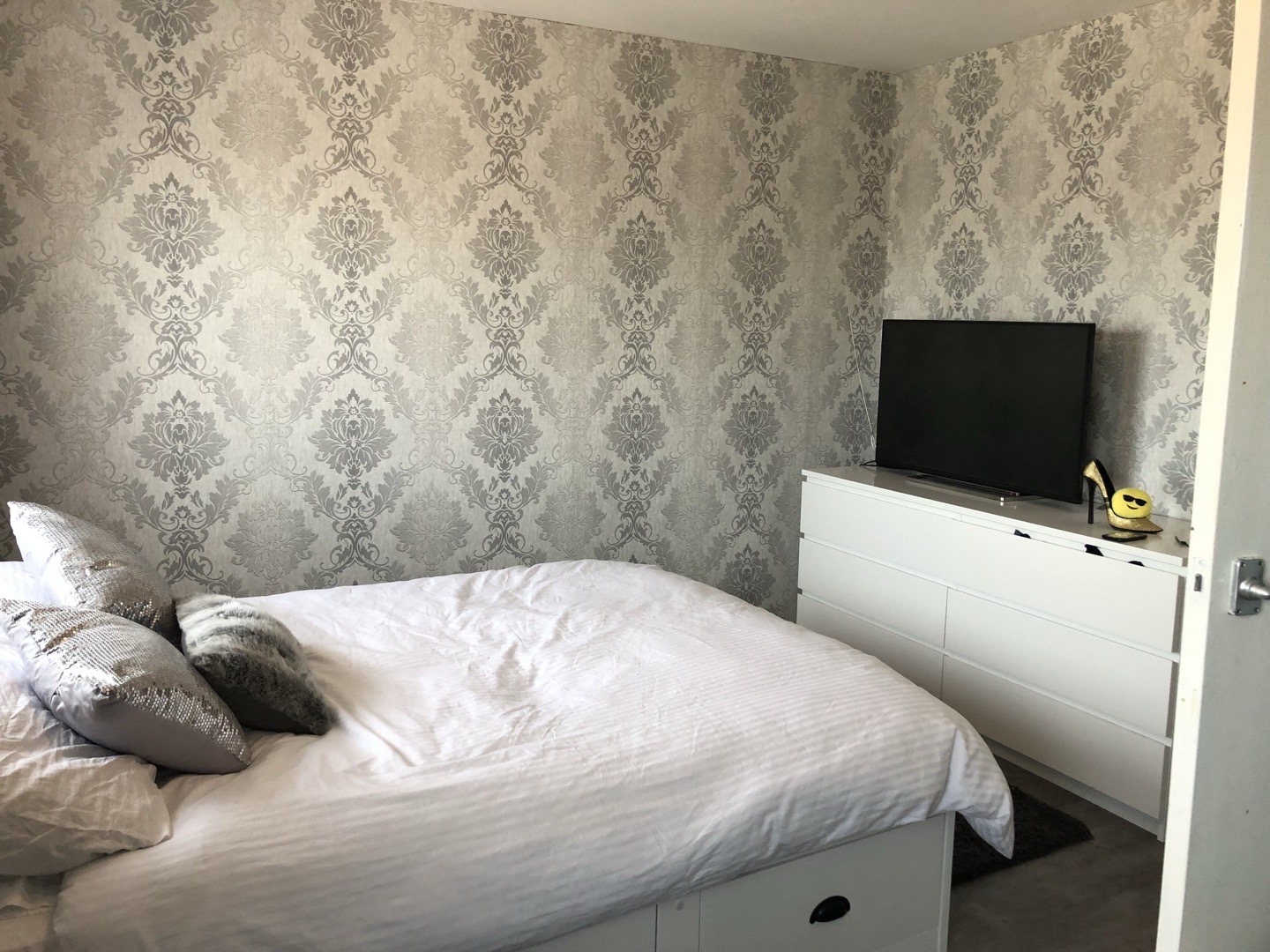 2-bed maisonette for swap in E12, London