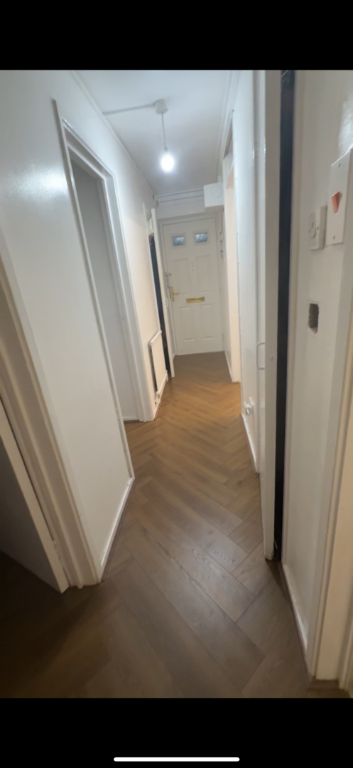 2-bed flat in M18, Manchester